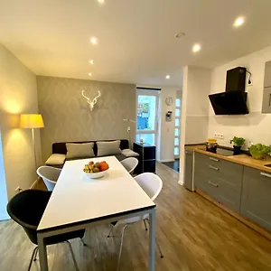  Apartment End Deutschland