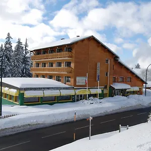 De La Couronne 2* Mijoux