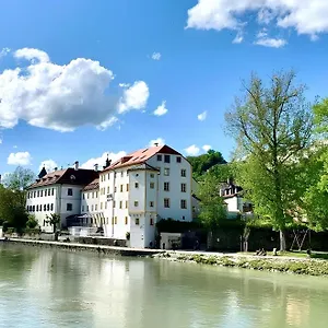 Schloss Ort Отель